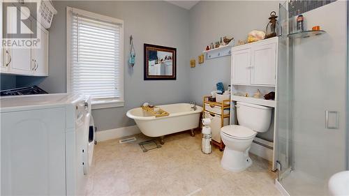 19 Agnes Street, Gore Bay, ON - Indoor Photo Showing Bathroom