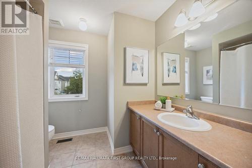 10 Duckfield Crescent, Ajax (South East), ON - Indoor Photo Showing Bathroom