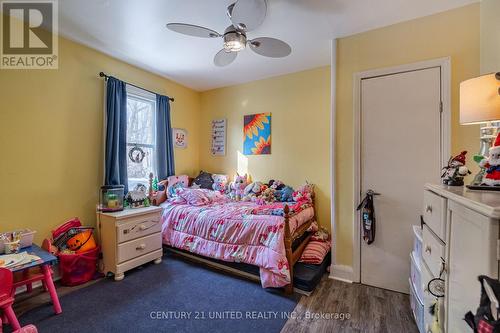 31 Pearce Street, Marmora And Lake, ON - Indoor Photo Showing Bedroom