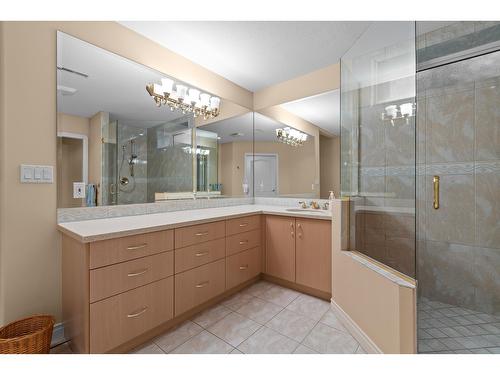 16313 Morgan Creek Crescent, Surrey, BC - Indoor Photo Showing Bathroom