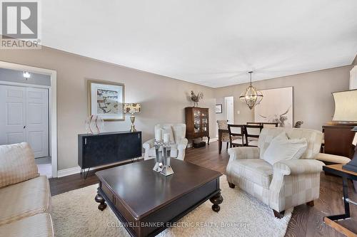 52 Amiens Road, Toronto (West Hill), ON - Indoor Photo Showing Living Room