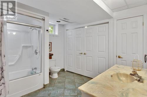 33 Honeysuckle Road, Trent Hills, ON - Indoor Photo Showing Bathroom