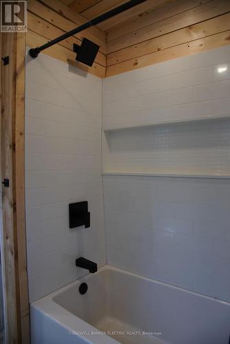 739C Bronson Road, Bancroft, ON - Indoor Photo Showing Bathroom