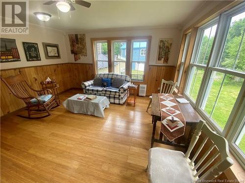 43 Moores Mills Road, Moores Mills, NB - Indoor Photo Showing Living Room