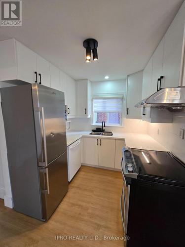 Main Fl - 109 Vanbrugh Avenue, Toronto, ON - Indoor Photo Showing Kitchen With Double Sink