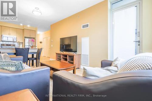 1107 - 9582 Markham Road, Markham, ON - Indoor Photo Showing Living Room