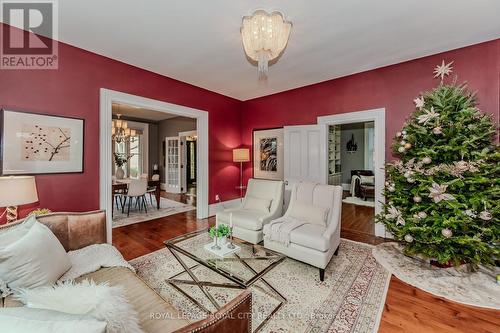 42 Liverpool Street, Guelph, ON - Indoor Photo Showing Living Room