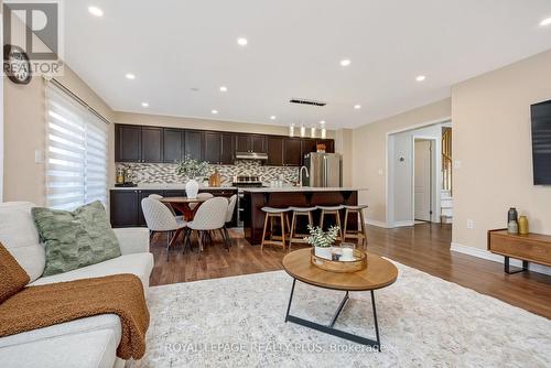 1542 Gainer Crescent, Milton, ON - Indoor Photo Showing Living Room