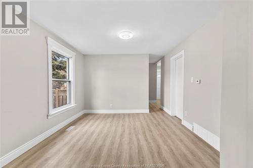 945 Windsor Avenue Unit# Main, Windsor, ON - Indoor Photo Showing Other Room