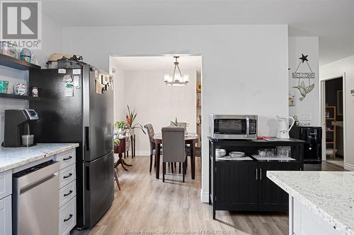 3296 Riberdy, Windsor, ON - Indoor Photo Showing Kitchen