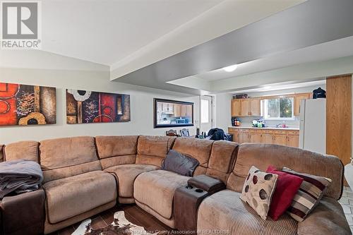 3296 Riberdy, Windsor, ON - Indoor Photo Showing Living Room