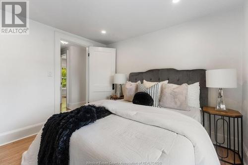 1373 Dougall Avenue, Windsor, ON - Indoor Photo Showing Bedroom