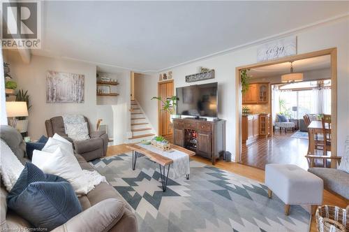 Living room featuring light wood-type flooring - 19 Halifax Drive, Kitchener, ON - Indoor Photo Showing Living Room