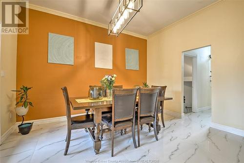 2600 Chick Court, Windsor, ON - Indoor Photo Showing Dining Room