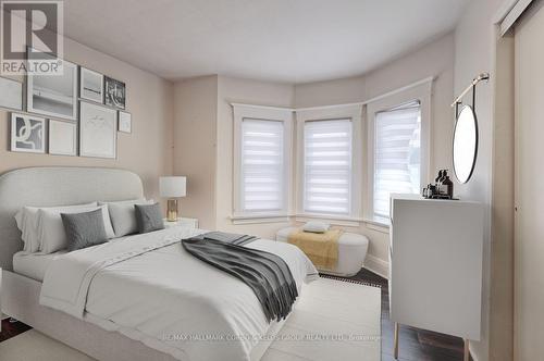 4910 Bridge Street, Niagara Falls, ON - Indoor Photo Showing Bedroom