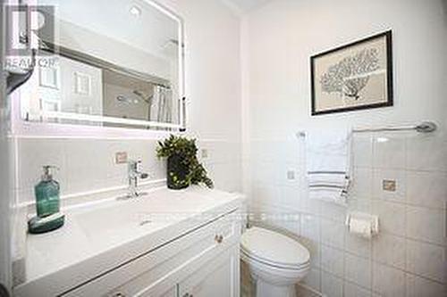 4659 Full Moon Circle, Mississauga, ON - Indoor Photo Showing Bathroom