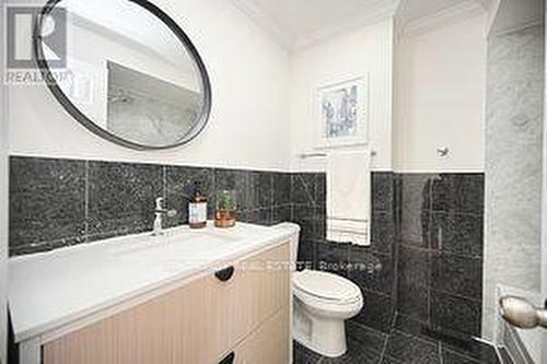 4659 Full Moon Circle, Mississauga, ON - Indoor Photo Showing Bathroom