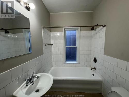 1260 Ouellette Unit# 5, Windsor, ON - Indoor Photo Showing Bathroom