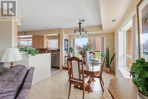 99 Robson Road, Leamington, ON - Indoor Photo Showing Dining Room