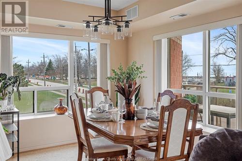 99 Robson Road, Leamington, ON - Indoor Photo Showing Dining Room