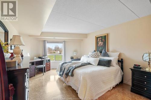 99 Robson Road, Leamington, ON - Indoor Photo Showing Bedroom