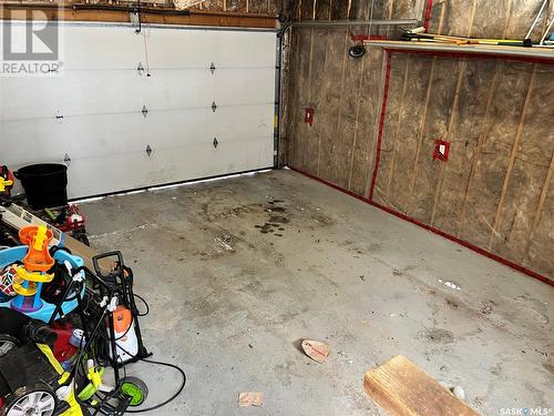 810 28Th Street W, Saskatoon, SK - Indoor Photo Showing Garage