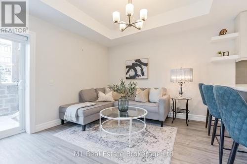 101 - 19 Stumpf Street, Centre Wellington (Elora/Salem), ON - Indoor Photo Showing Living Room