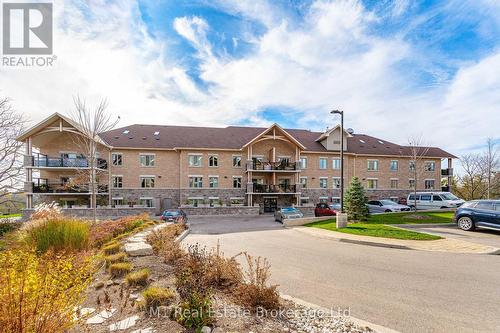 101 - 19 Stumpf Street, Centre Wellington (Elora/Salem), ON - Outdoor