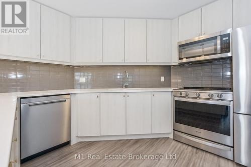 101 - 19 Stumpf Street, Centre Wellington (Elora/Salem), ON - Indoor Photo Showing Kitchen