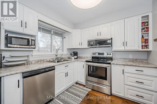 5485 Highway 6 N, Guelph/Eramosa, ON - Indoor Photo Showing Kitchen With Stainless Steel Kitchen With Double Sink