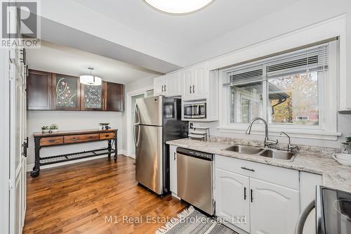 5485 Highway 6 N, Guelph/Eramosa, ON - Indoor Photo Showing Kitchen With Stainless Steel Kitchen With Double Sink