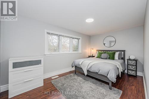 5485 Highway 6 N, Guelph/Eramosa, ON - Indoor Photo Showing Bedroom