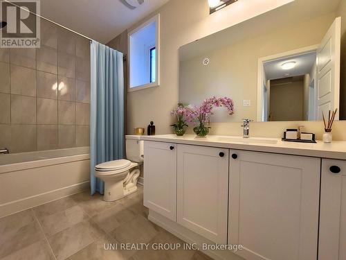 947 Mishi Pvt, Ottawa, ON - Indoor Photo Showing Bathroom