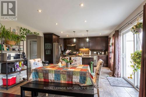 179 Classic Avenue, Welland (773 - Lincoln/Crowland), ON - Indoor Photo Showing Dining Room