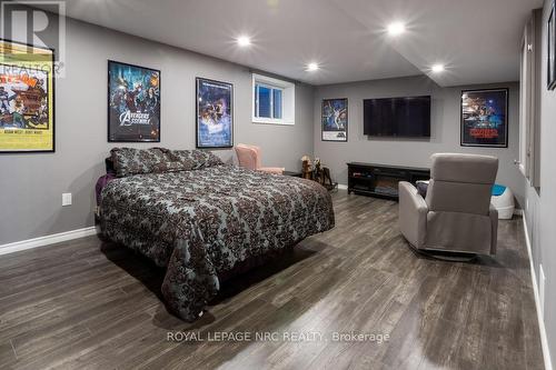 179 Classic Avenue, Welland (773 - Lincoln/Crowland), ON - Indoor Photo Showing Bedroom