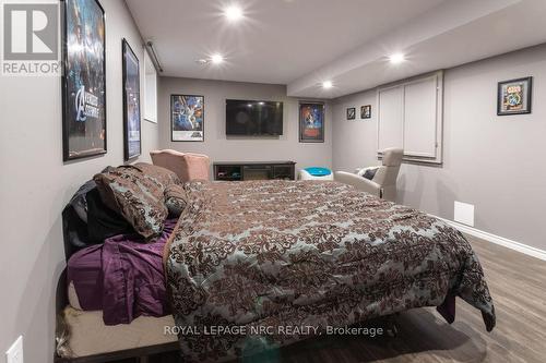 179 Classic Avenue, Welland (773 - Lincoln/Crowland), ON - Indoor Photo Showing Bedroom