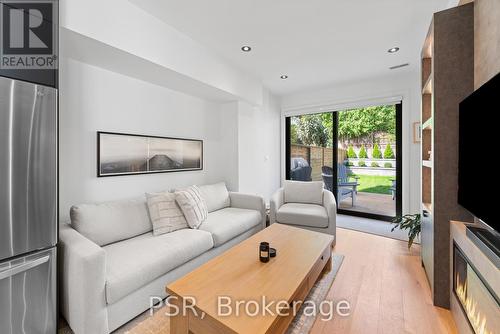 116 Walpole Avenue, Toronto, ON - Indoor Photo Showing Living Room