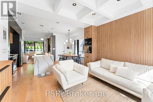 116 Walpole Avenue, Toronto, ON - Indoor Photo Showing Living Room