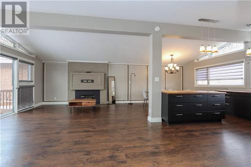 439 Paris Street, Sudbury, ON - Indoor Photo Showing Living Room