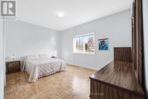 281 Sunny Meadow Boulevard, Brampton (Sandringham-Wellington), ON - Indoor Photo Showing Bedroom