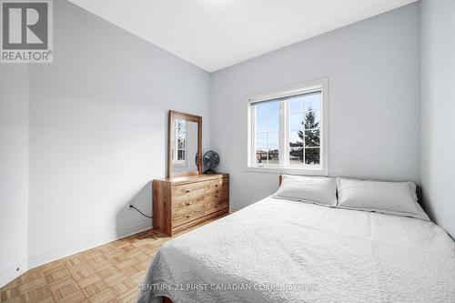 281 Sunny Meadow Boulevard, Brampton (Sandringham-Wellington), ON - Indoor Photo Showing Bedroom