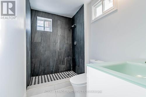 60 Margery Road, Welland (768 - Welland Downtown), ON - Indoor Photo Showing Bathroom