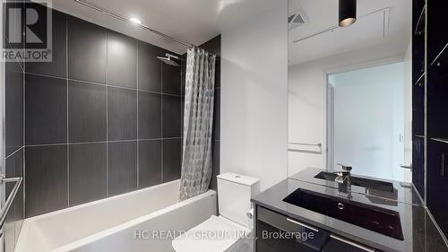 5206 - 70 Temperance Street, Toronto, ON - Indoor Photo Showing Bathroom