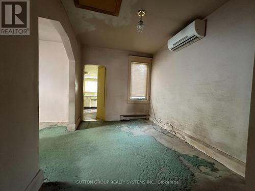 263 Glebemount Avenue, Toronto, ON - Indoor Photo Showing Other Room