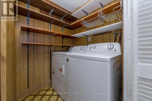 15 Flora Drive, Innisfil, ON - Indoor Photo Showing Laundry Room