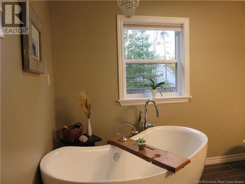 38 Lacroix Drive, Grand Bay-Westfield, NB - Indoor Photo Showing Bathroom