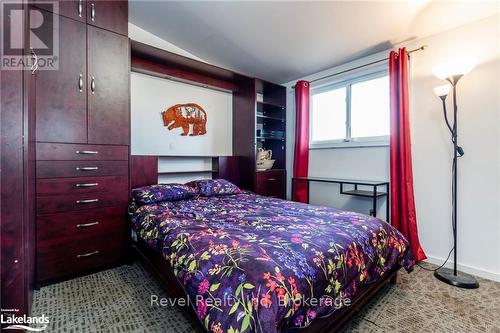 4 Schooner Lane, Tay, ON - Indoor Photo Showing Bedroom