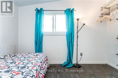 4 Schooner Lane, Tay, ON - Indoor Photo Showing Bedroom