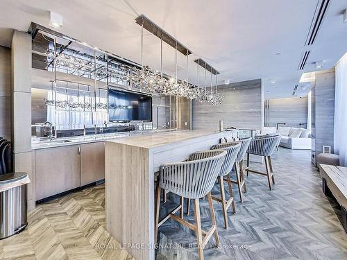 517-7 Kenaston Gdns, Toronto, ON - Indoor Photo Showing Kitchen