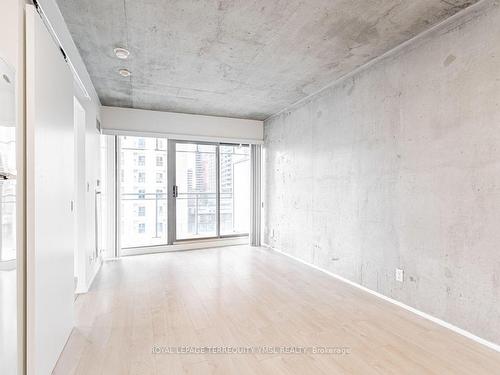 804-22 Wellesley St E, Toronto, ON - Indoor Photo Showing Other Room